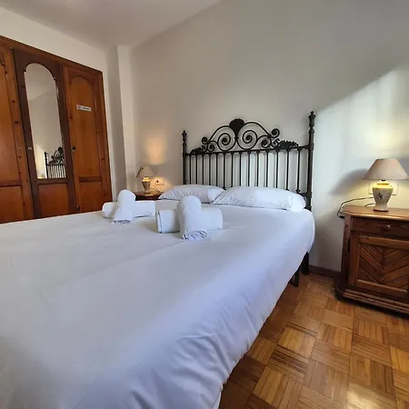 1a125 Comodo Apto Con Garaje By R2r Consulting Appartement *