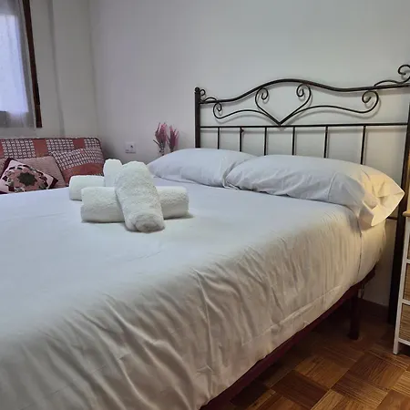 1a125 Comodo Apto Con Garaje By R2r Consulting Gijón